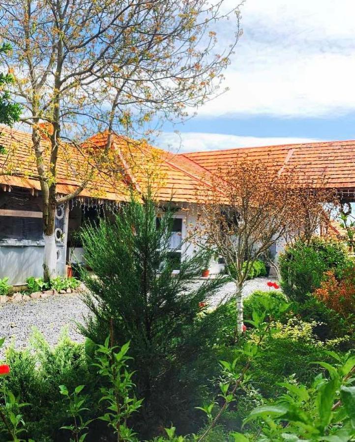Villa Lukash Yanoshi Exterior foto
