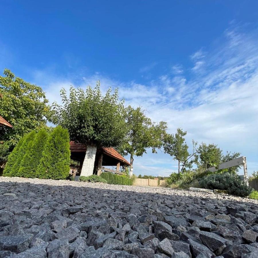 Villa Lukash Yanoshi Exterior foto